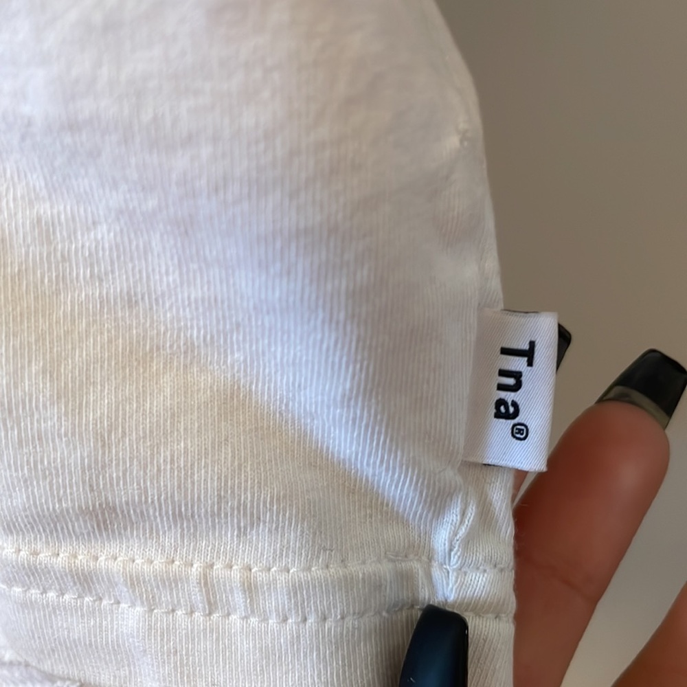 Cropped T - Picture 3 of 3